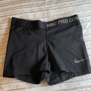 Nike Pro